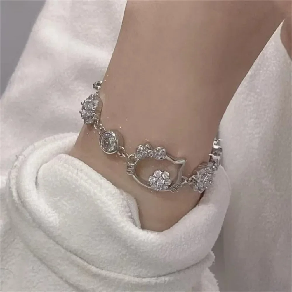 Women's Bracelet Hello Kitty Silver Tone with CZ's & Crystals Small NEW - Picture 2 of 3